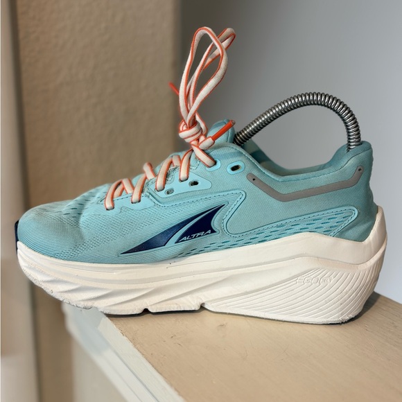 Altra Via Olympus Women's Sneakers Light Blue Road Running Shoes Sz 6 *Note Pics - Picture 3 of 11